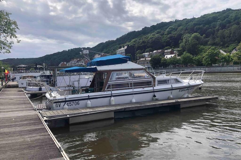 Bateau  Tsilaosa Au Coeur De Namur 호텔 외부 사진